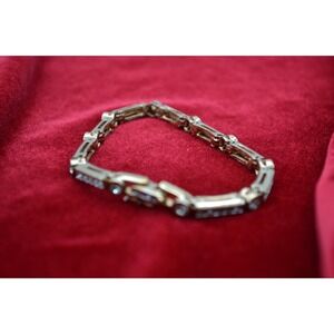 Panetta Vintage Gold Tone Rhinestone Link Bracelet Fold Over Clasp 7.5 Inch